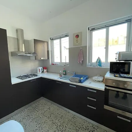 Seafront 3 Bedroom Stylish Apt With Spectacular Seaview St. Paul's Bay Exterior photo
