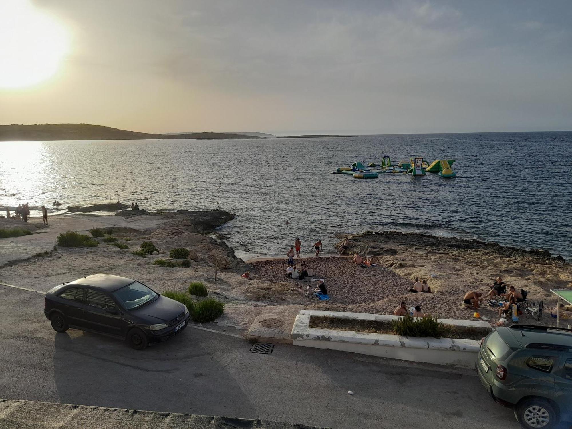 Apartment Seafront 3 Bedroom Stylish With Spectacular Seaview St. Paul's Bay